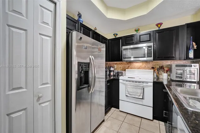 $385,000 | 603 Southwest 107th Avenue, Unit 1701, Pembroke Pines, FL 33025