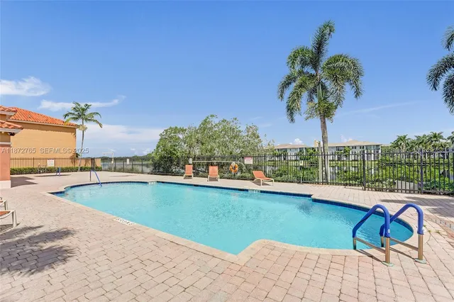 $385,000 | 603 Southwest 107th Avenue, Unit 1701, Pembroke Pines, FL 33025