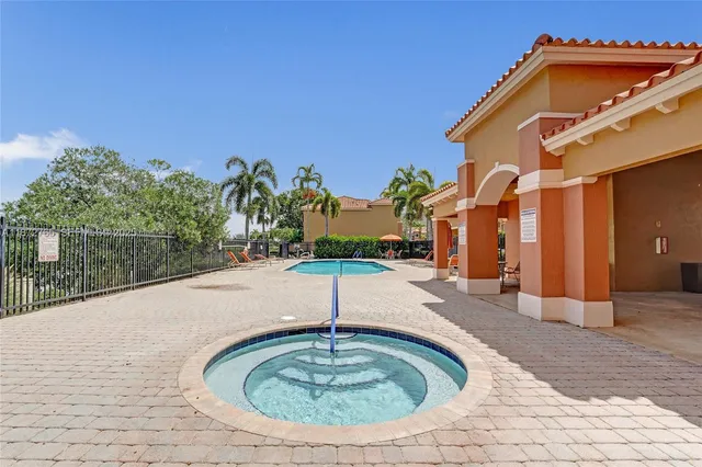 $385,000 | 603 Southwest 107th Avenue, Unit 1701, Pembroke Pines, FL 33025