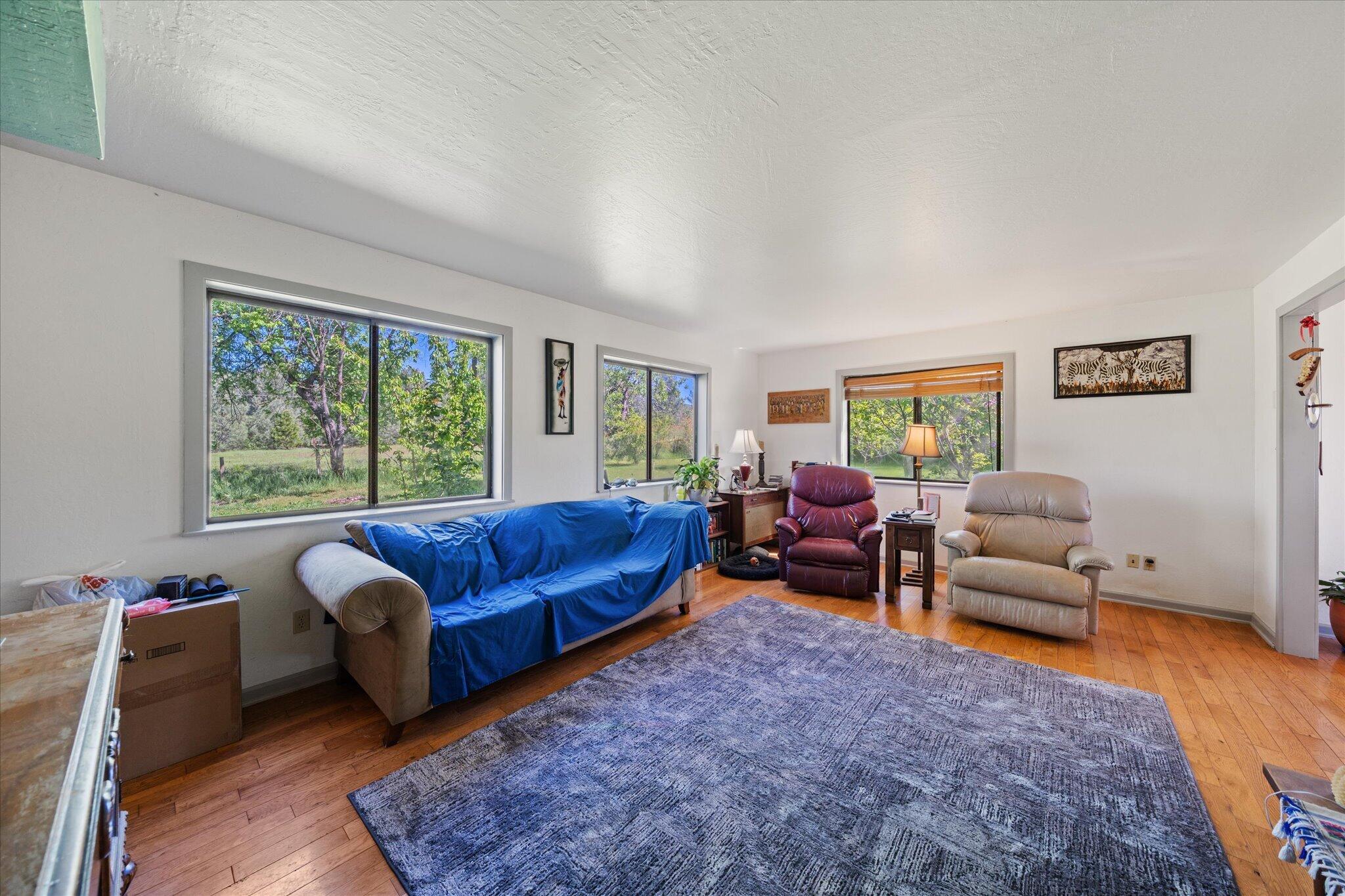 32135 Rock Creek Road Manton, CA 96059 - Photo 17 of 72 15-BiggerFlow Real Estate Media-15