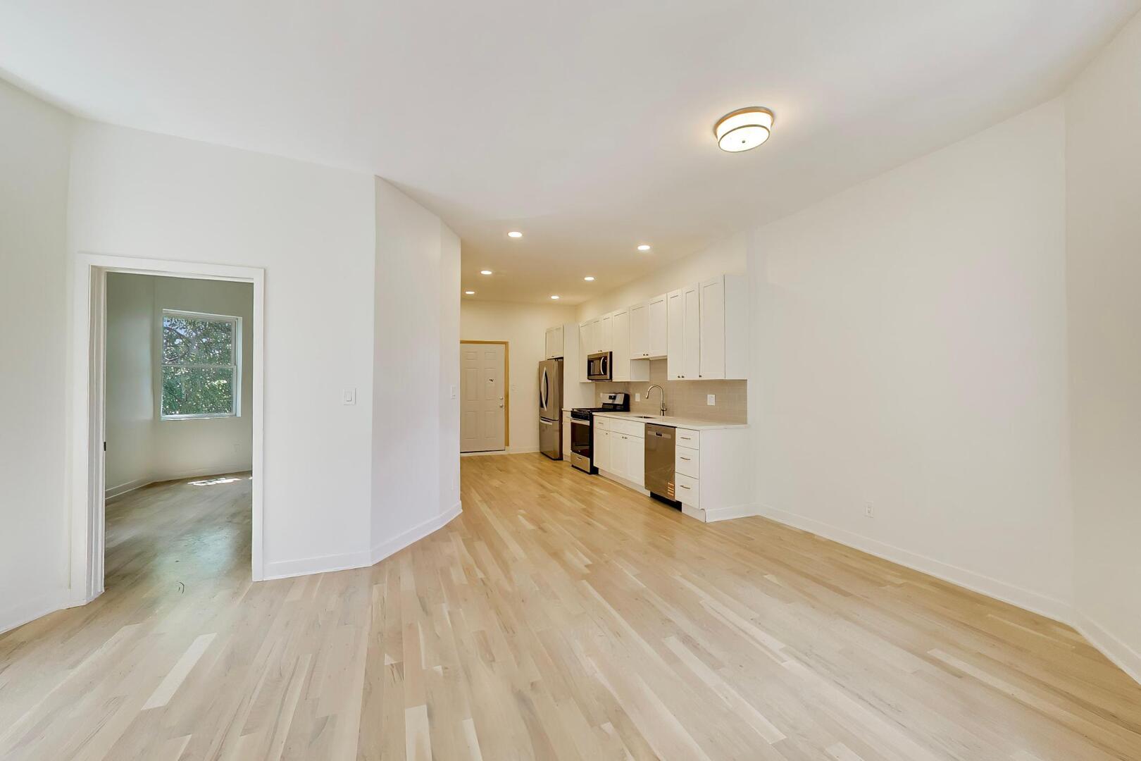 5714 South Prairie Avenue Chicago, IL 60637 - Photo 3 of 49