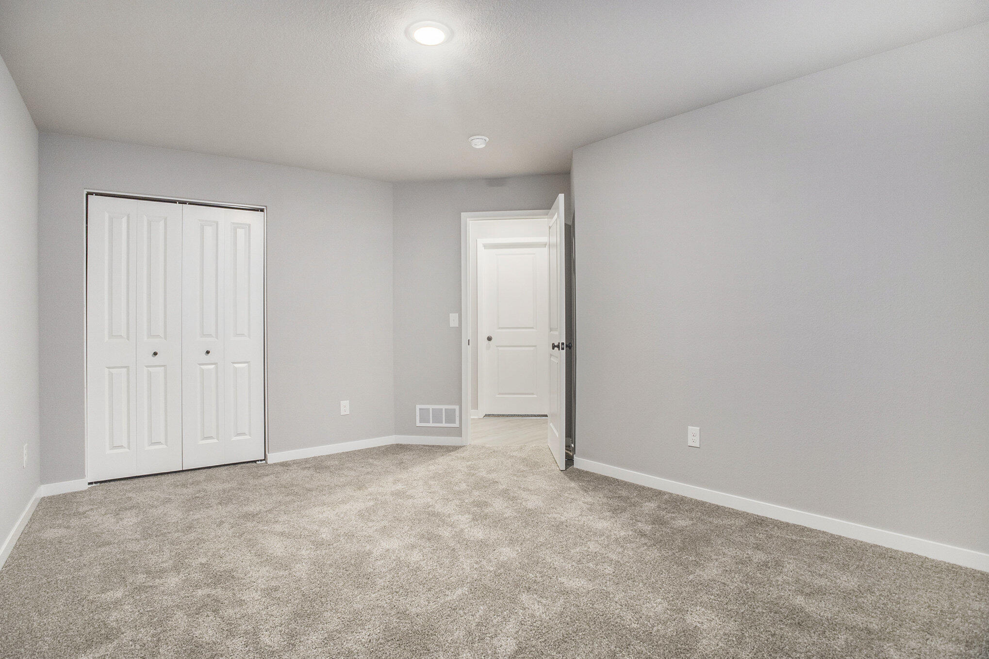 17539 Beechwood Lane Spring Lake, MI 49456 - Photo 16 of 25 016_file_904