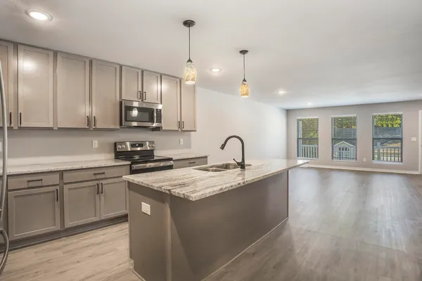 $344,990 | 17539 Beechwood Lane, Spring Lake, MI 49456
