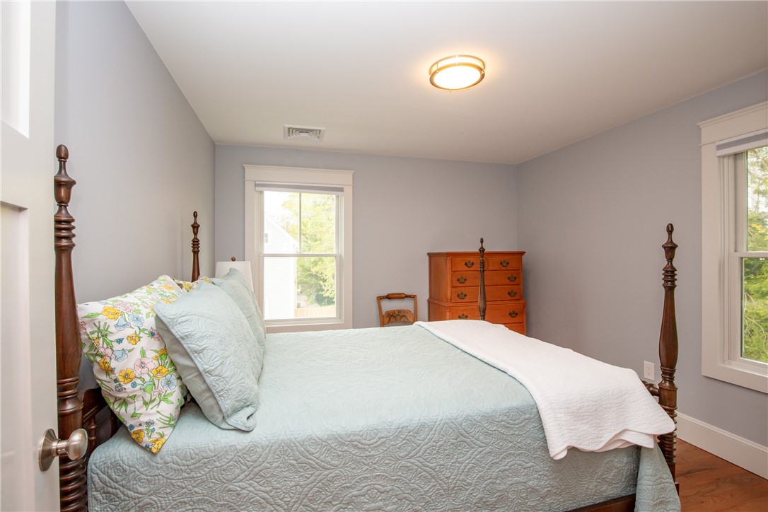 5 Gillies Court Newport, RI 02840 - Photo 18 of 26