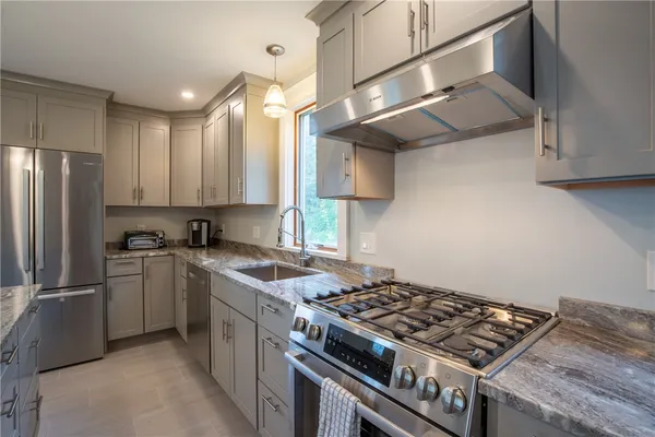 $4,500 | 5 Gillies Court, Newport, RI 02840