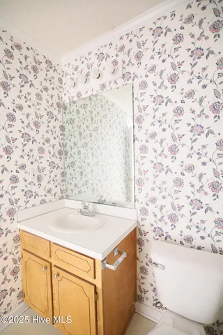 $1,100 | 3826 Sterling Pointe Drive, Unit N10, Winterville, NC 28590