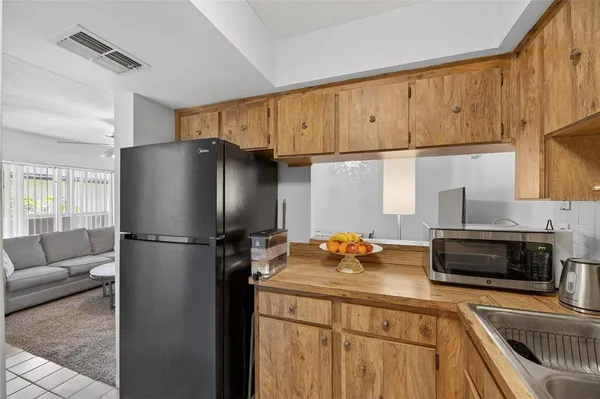 $145,000 | 1879 Lichen Lane, Unit B, Clearwater, FL 33760