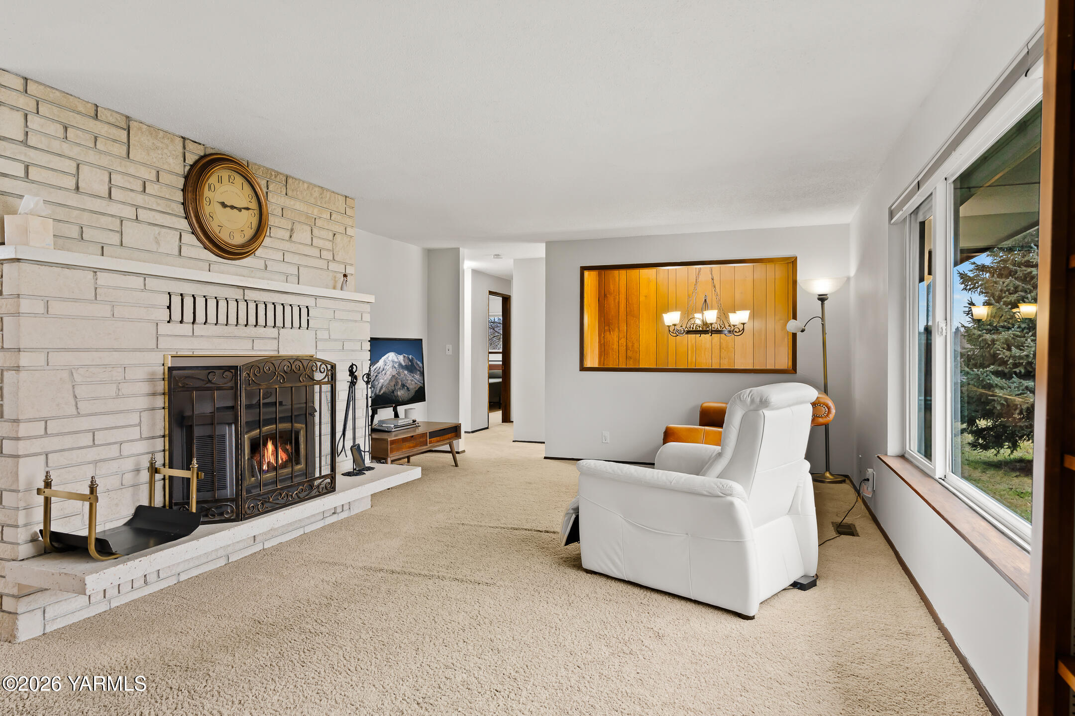 3504 Marks Road Yakima, WA 98903 - Photo 16 of 27 5 Upstairs Living Space