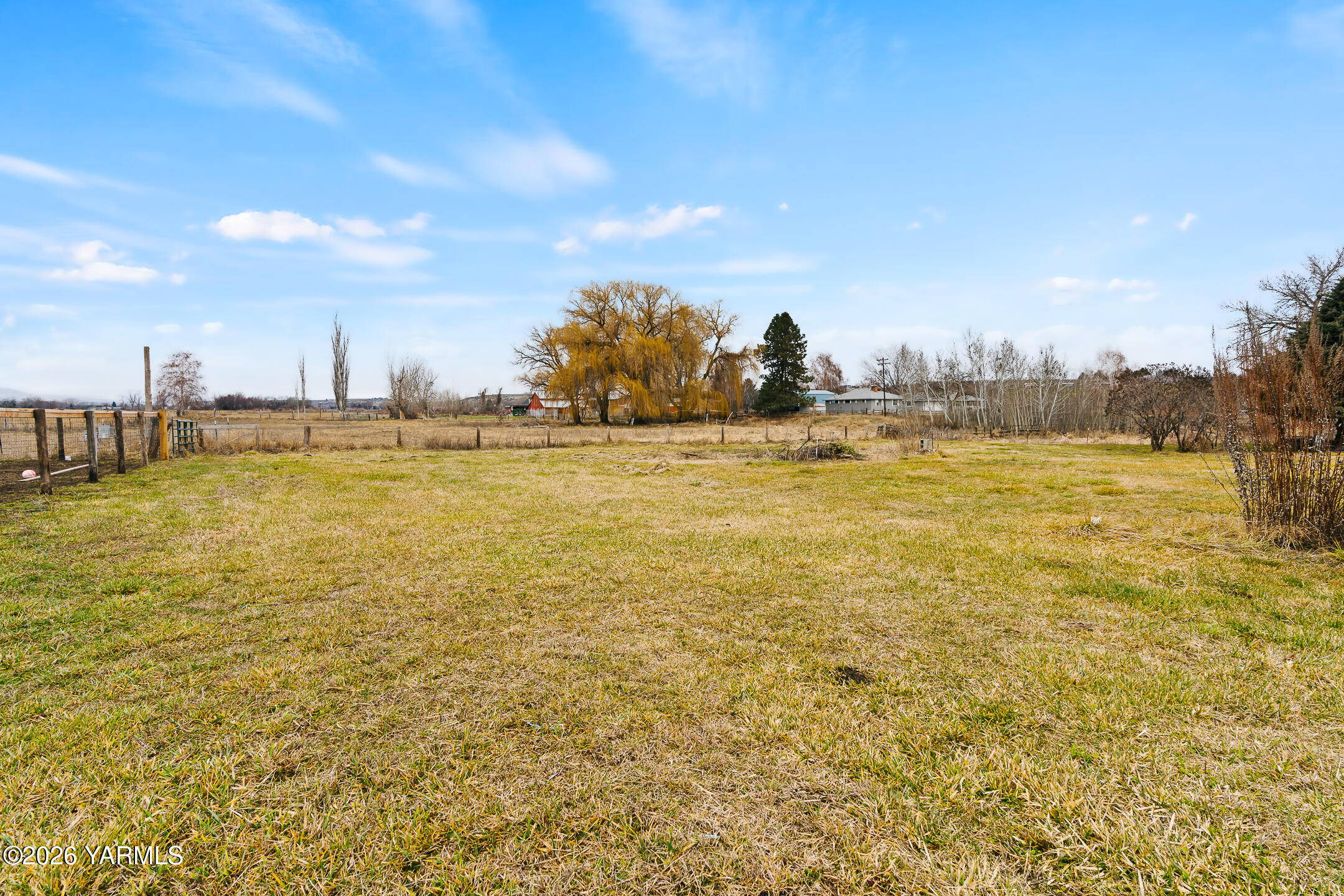 3504 Marks Road Yakima, WA 98903 - Photo 10 of 27 26 Back Yard