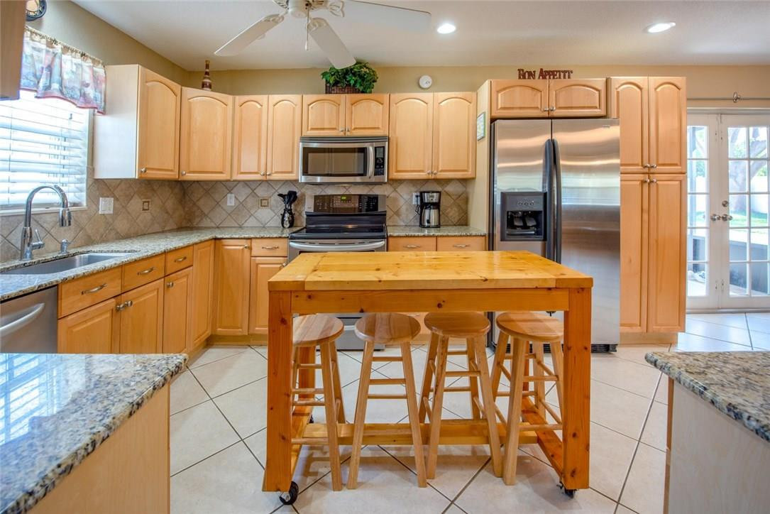 11155 Landsman Street Boca Raton, FL 33428 - Photo 7 of 26 Photo 7