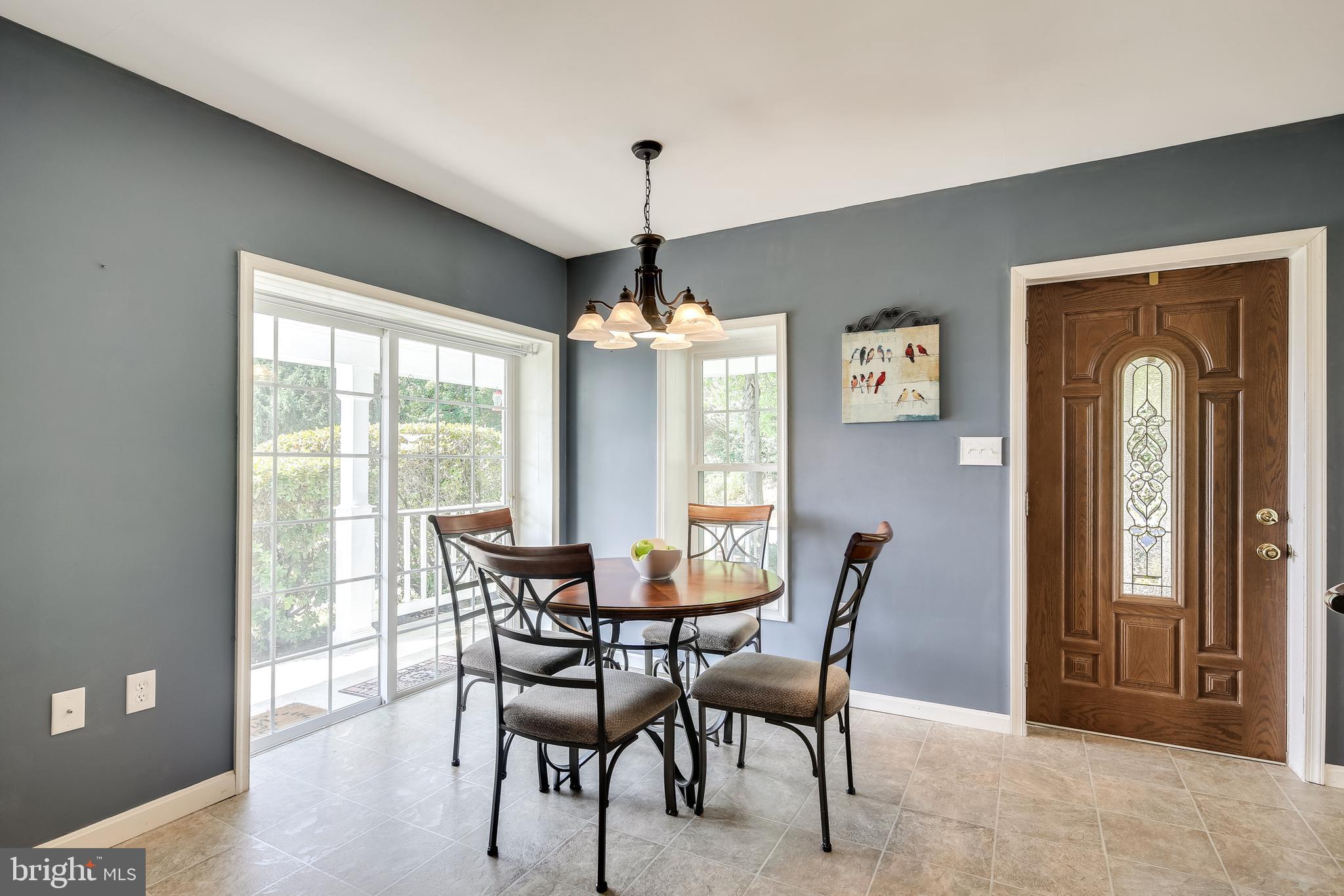 21613 Mt Lena Road Boonsboro, MD 21713 - Photo 8 of 39 Separate sit down breakfast area w/slider to porch