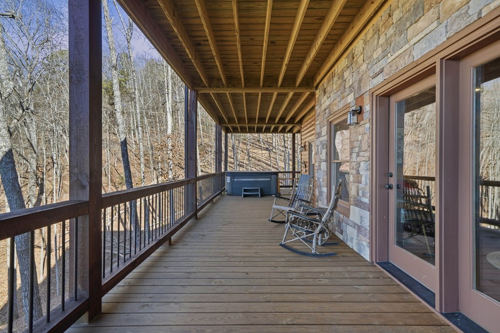 175 Stuart Drive Mineral Bluff, GA 30559 - Photo 41 of 45 a view of outdoor space with wooden floor