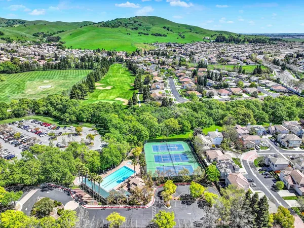 $729,900 | 1315 Fullerton Drive, Fairfield, CA 94533