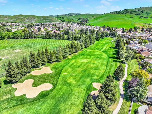 $729,900 | 1315 Fullerton Drive, Fairfield, CA 94533