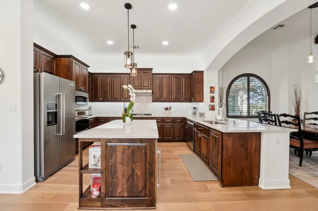 $1,100,000 | 11613 Shadestone Terrace, Austin, TX 78732