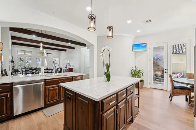 $1,100,000 | 11613 Shadestone Terrace, Austin, TX 78732