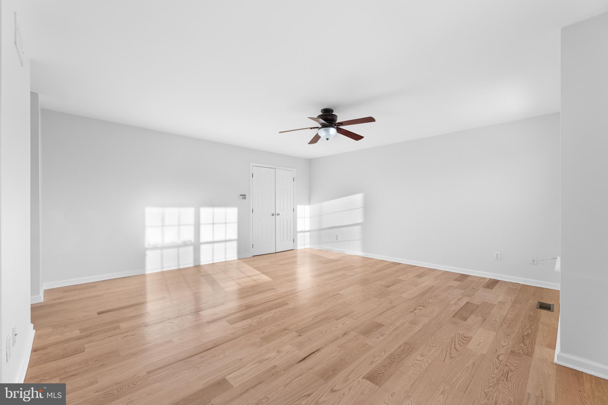 51 Brownstone Road Hightstown, NJ 08520 - Photo 25 of 36