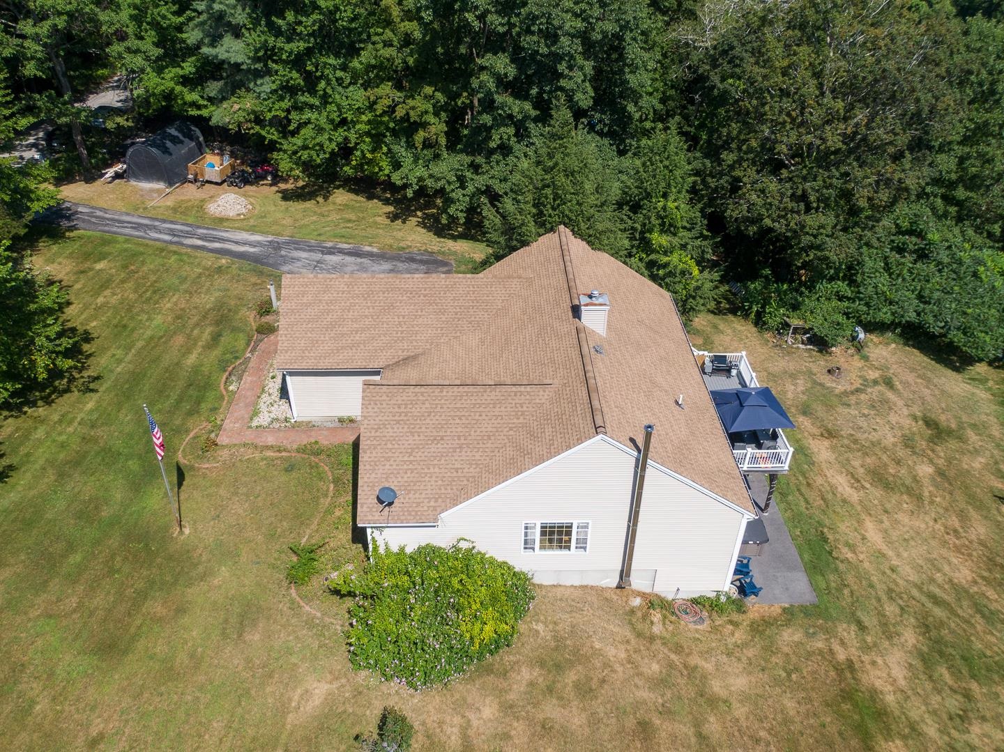 263 Cochran Hill Road New Boston, NH 03070 - Photo 3 of 33