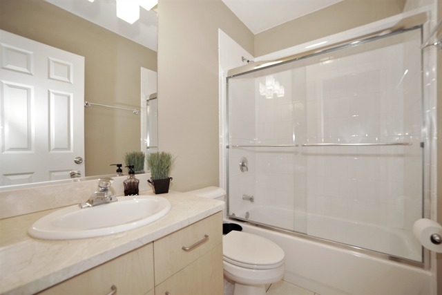 2123 West Rice Street, Unit 1E Chicago, IL 60622 - Photo 9 of 10