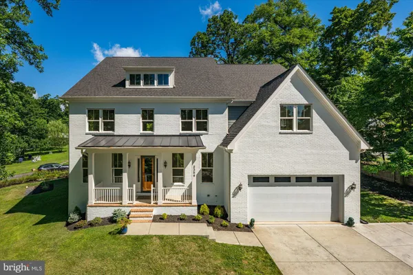 $2,299,000 | 2354 Cedar Lane, Vienna, VA 22182