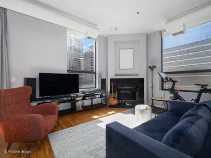$439,900 | 910 South Michigan Avenue, Unit 611, Chicago, IL 60605