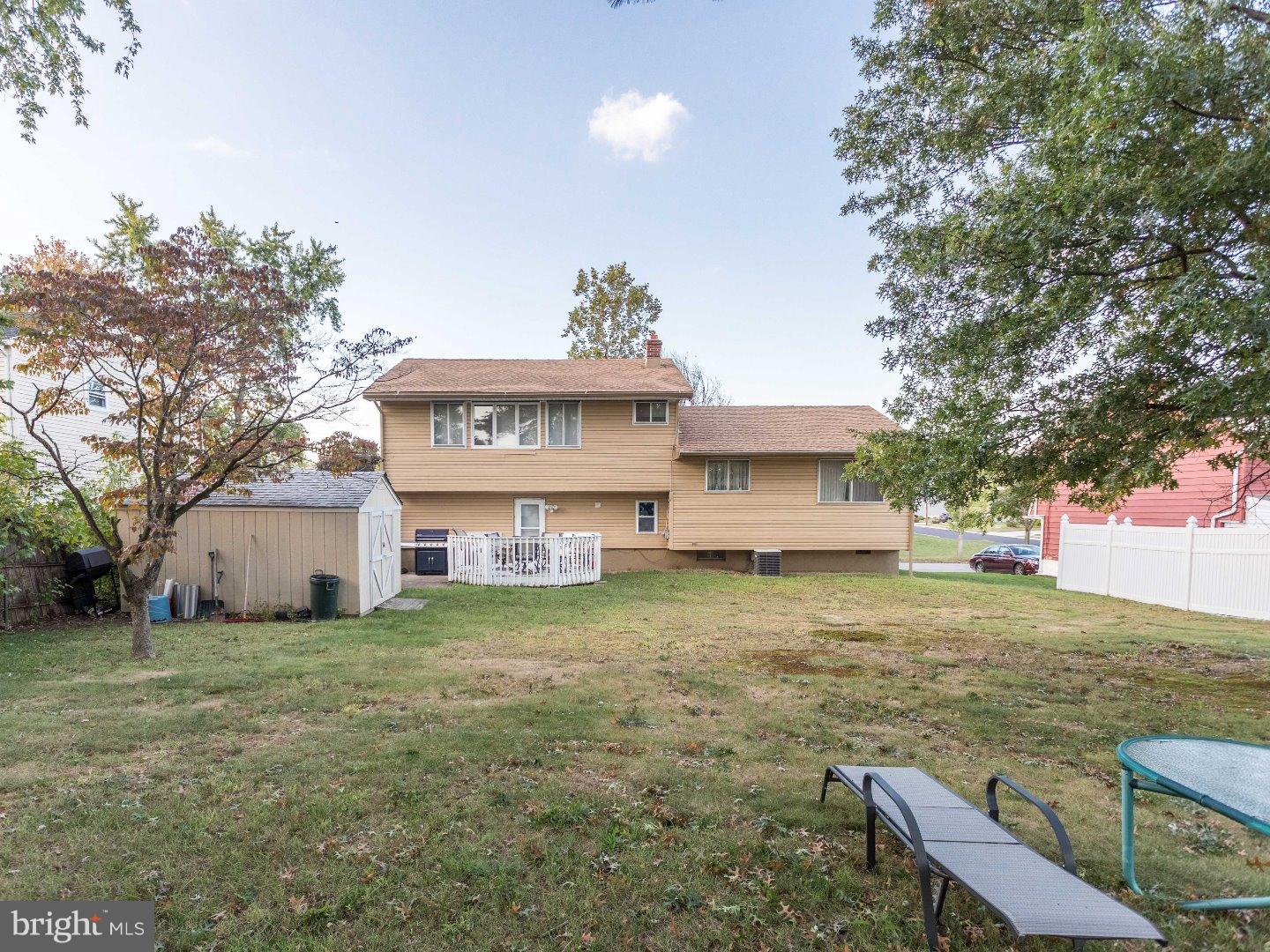 220 Regency Road Edgewater Park, NJ 08010 - Photo 8 of 25