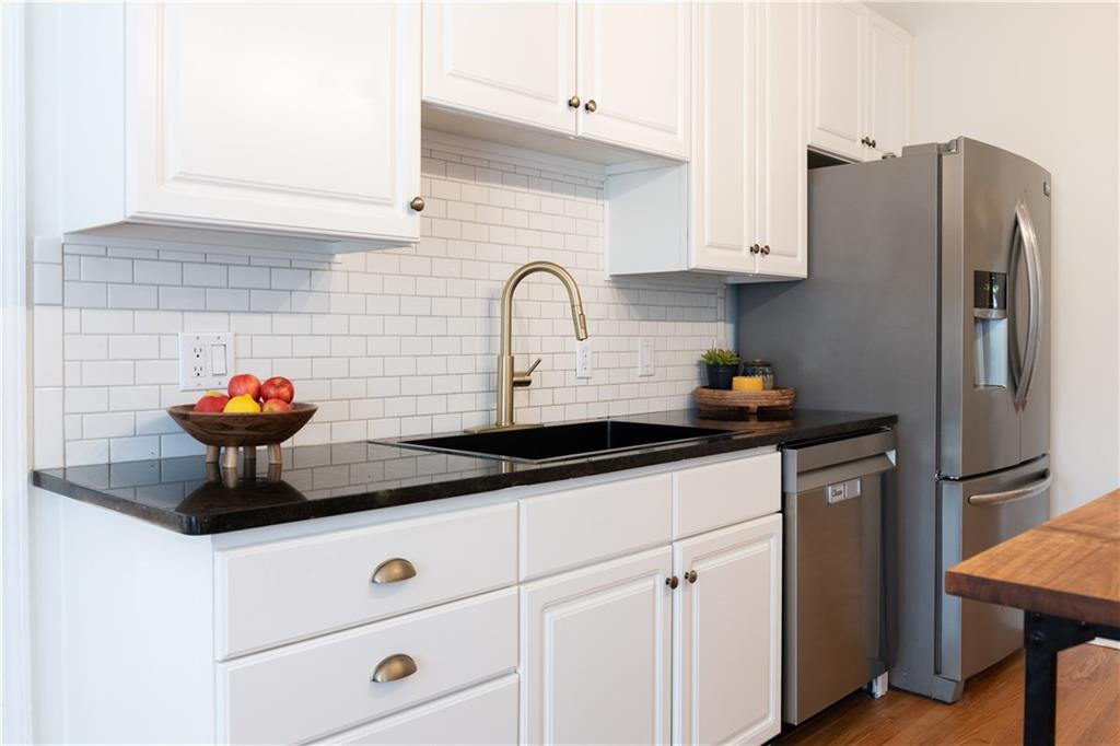 536 Oakview Road Decatur, GA 30030 - Photo 11 of 52