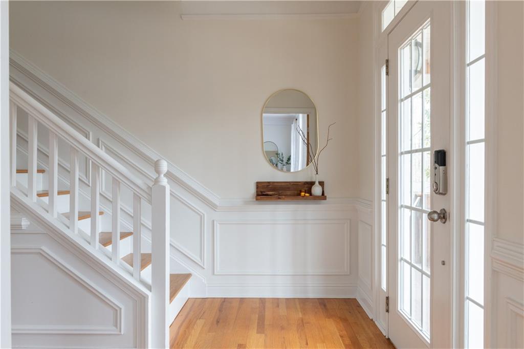 536 Oakview Road Decatur, GA 30030 - Photo 4 of 52