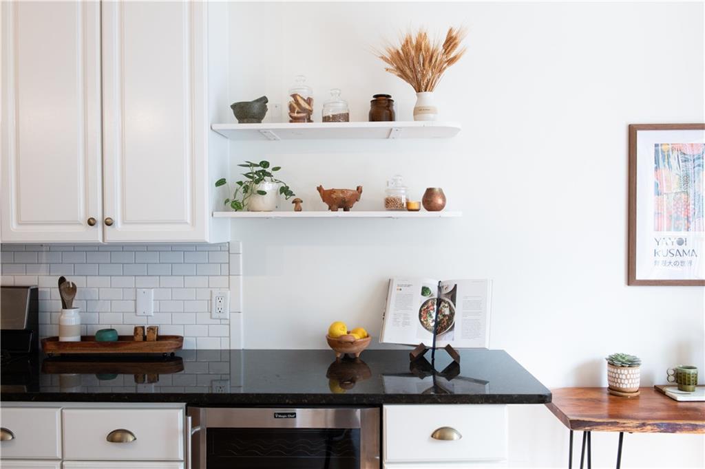 536 Oakview Road Decatur, GA 30030 - Photo 10 of 52