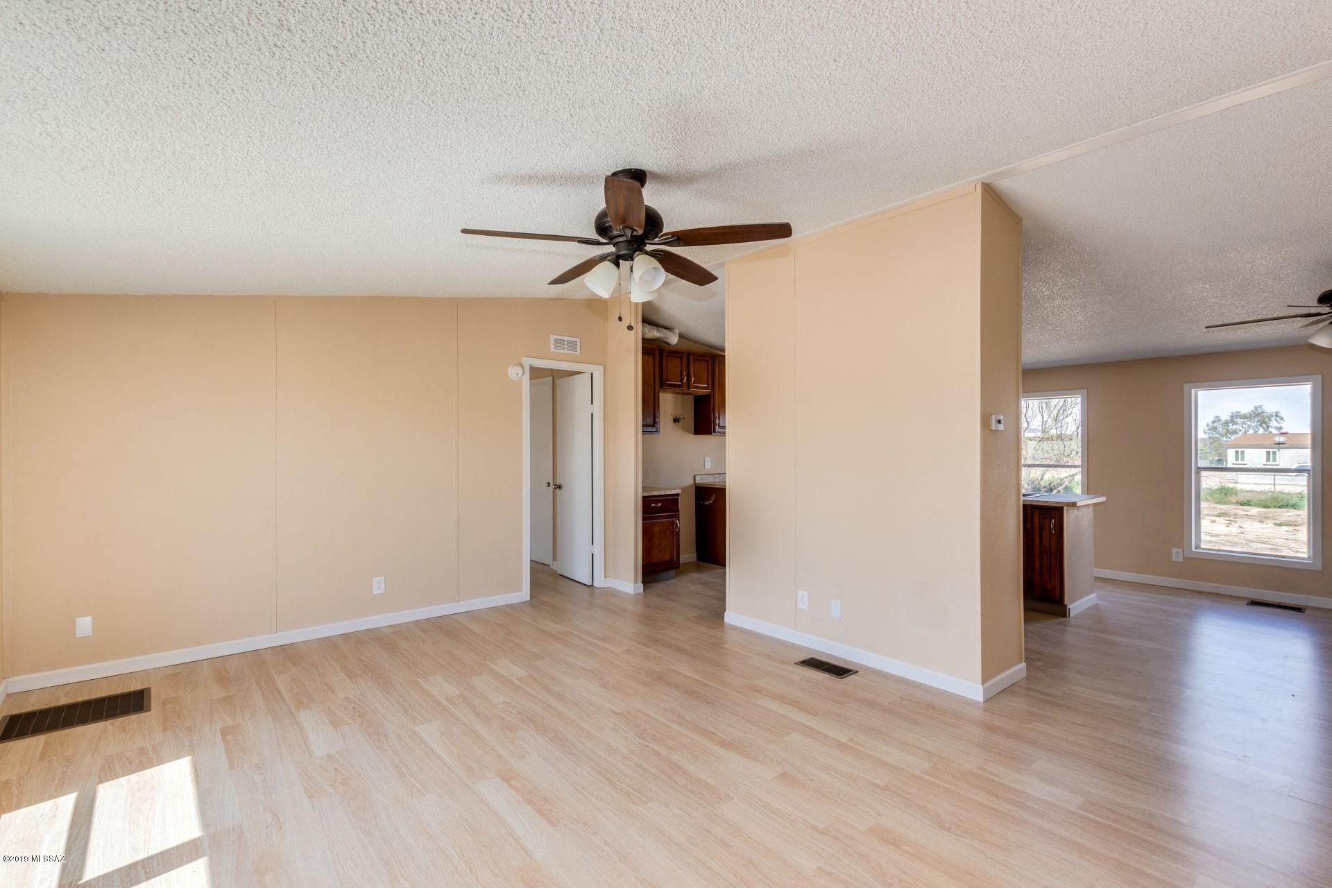 8910 South Comanche Road Tucson, AZ 85735 - Photo 3 of 20 Gallery Image 3