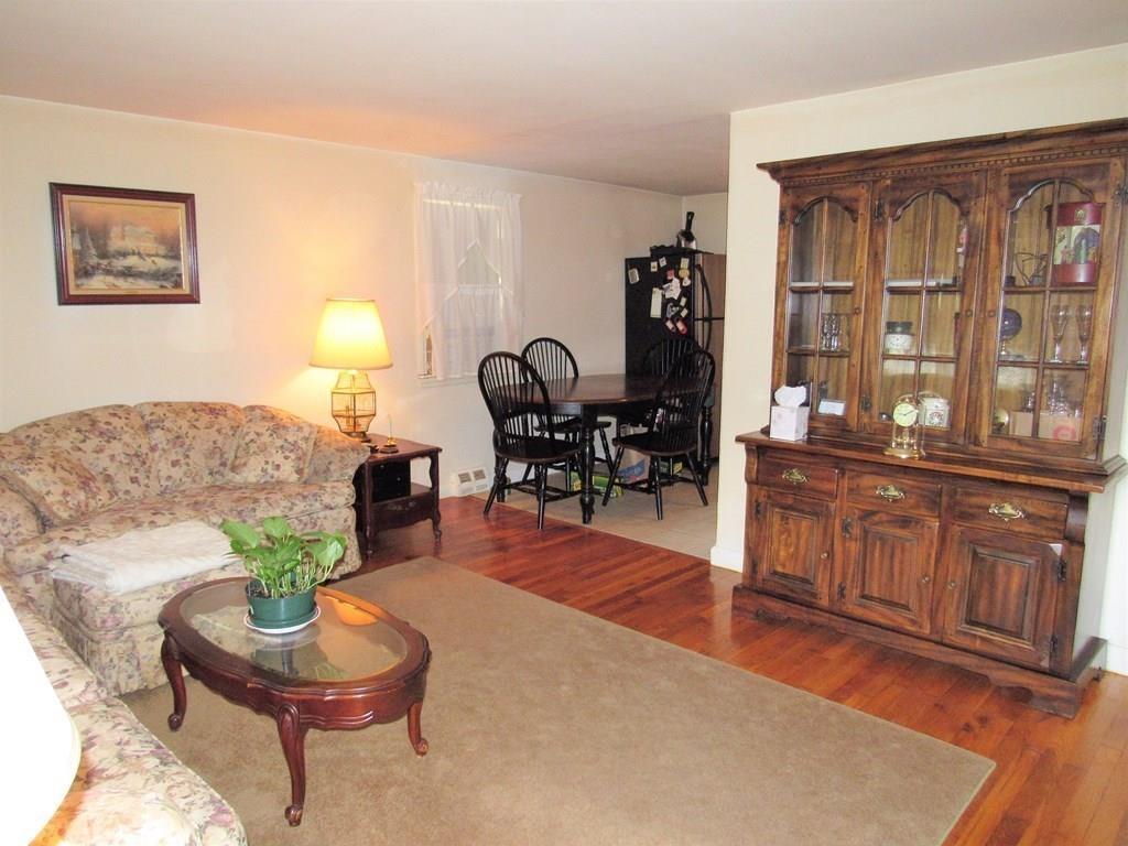 63 Coolidge Road Walpole, MA 02081 - Photo 7 of 15 Gallery Image 7