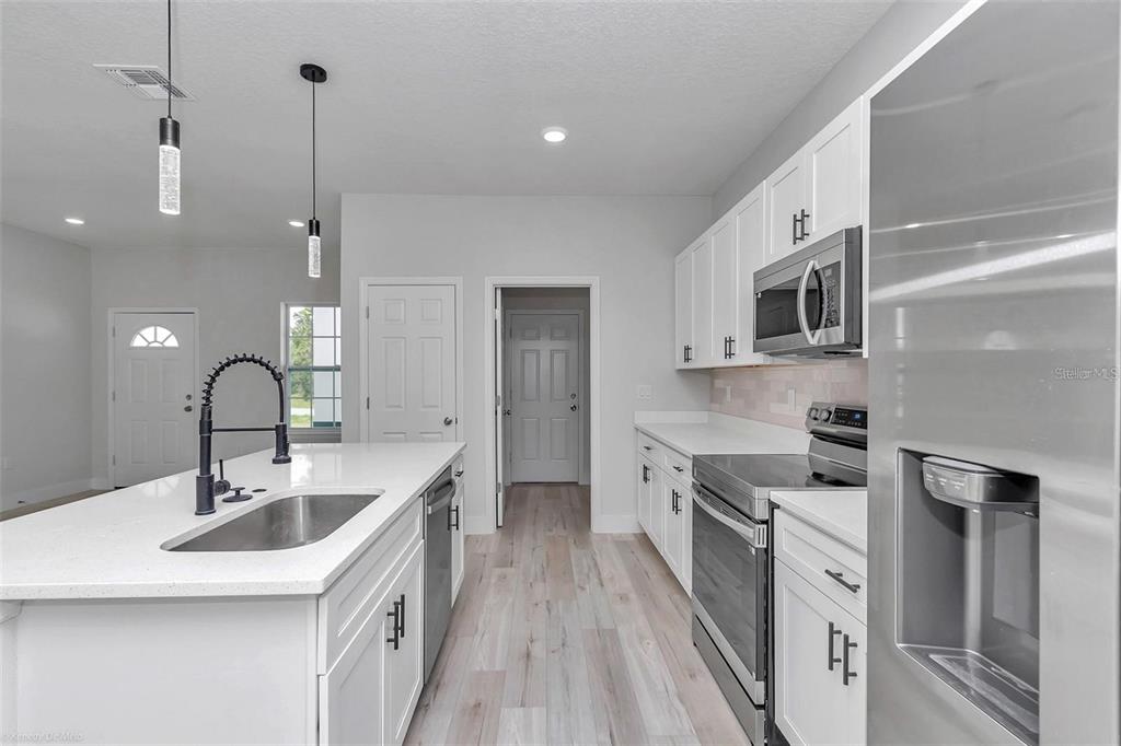 3398 Southwest 165th Loop Ocala, FL 34473 - Photo 10 of 40
