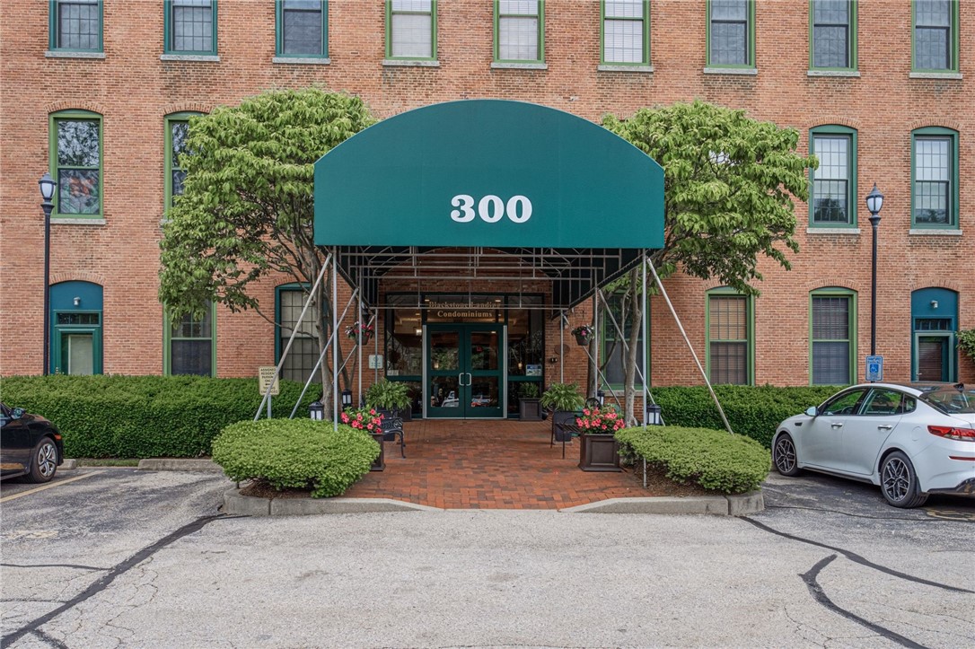 300 Front Street, Unit 512 Pawtucket, RI 02860 - Photo 1 of 25