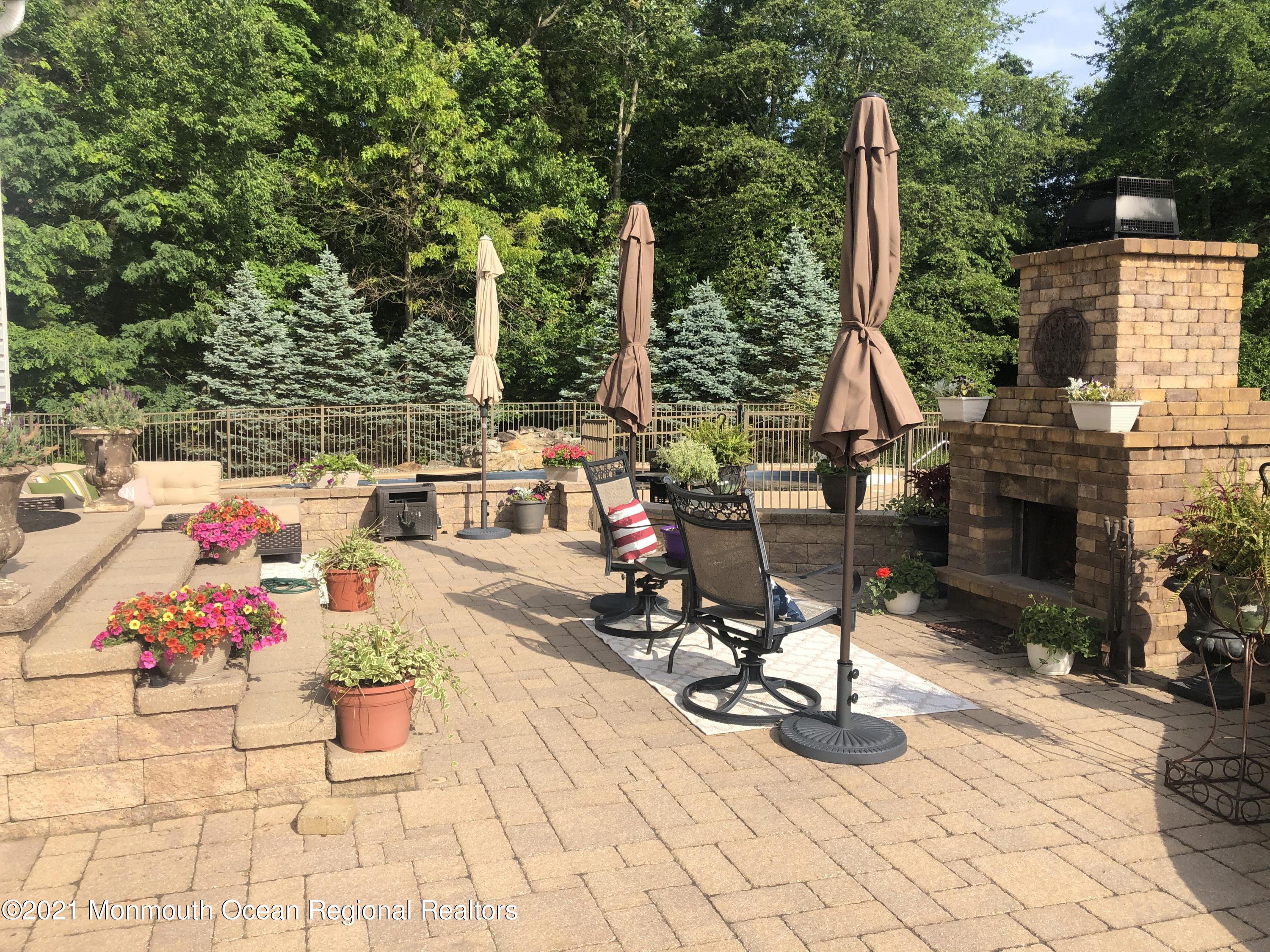 343 Murray Drive Jackson, NJ 08527 - Photo 6 of 19 IMG_1904 - Copy - Copy