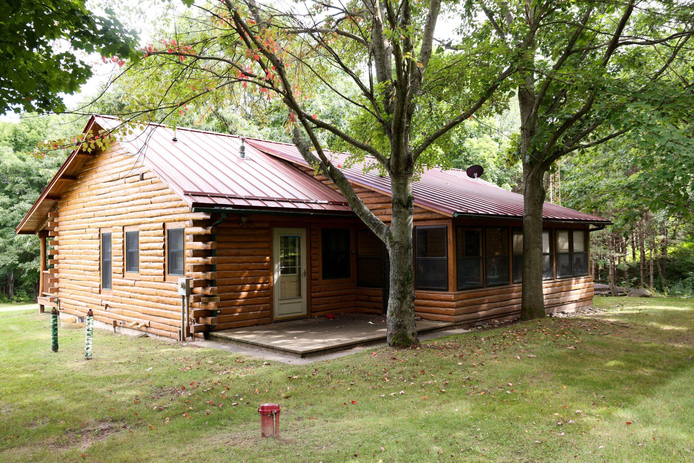 4377 South Water Road Shelby, MI 49455 - Photo 6 of 43 6