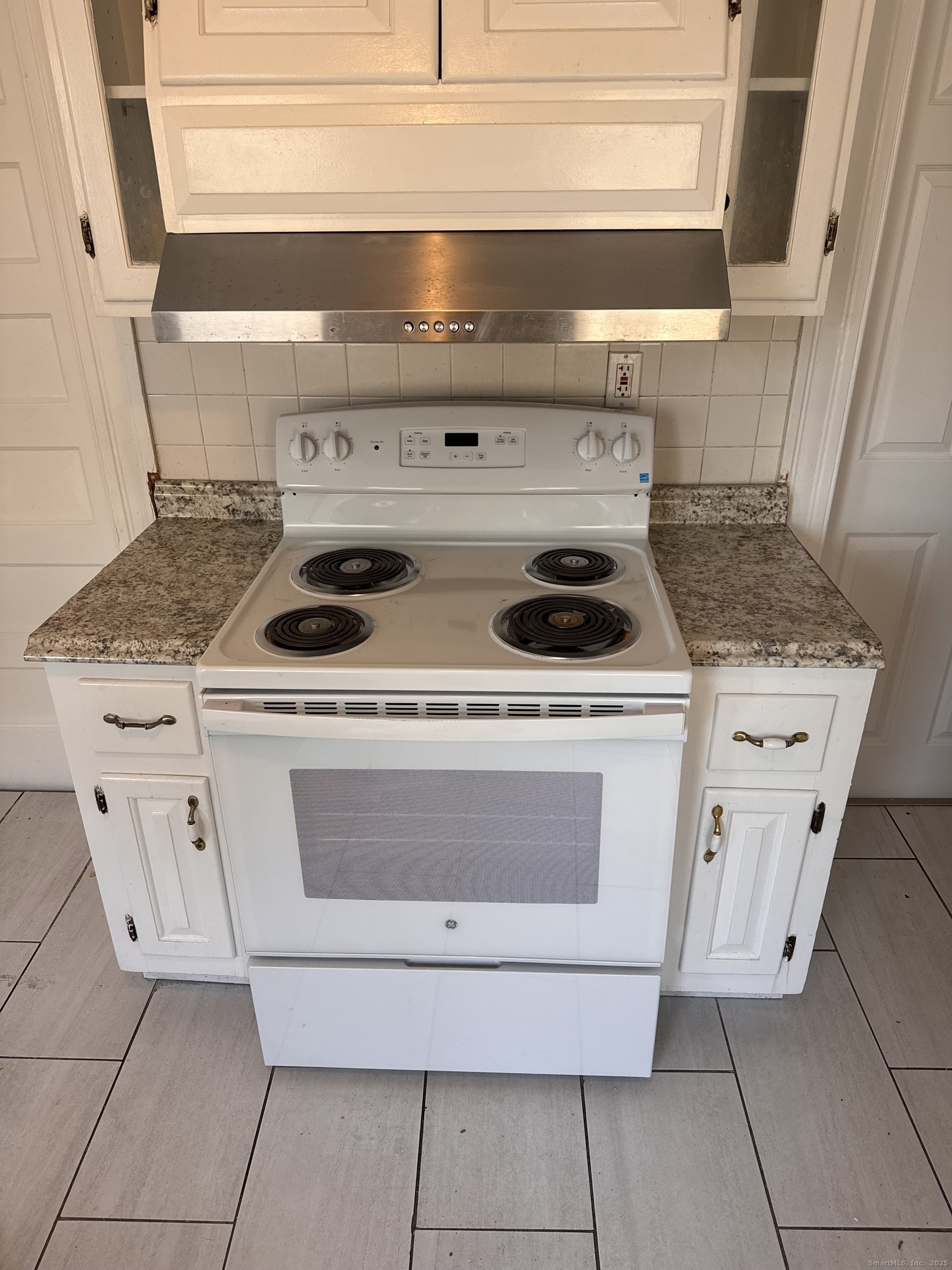 448 Exeter Street, Unit 2 Bridgeport, CT 06606 - Photo 20 of 20