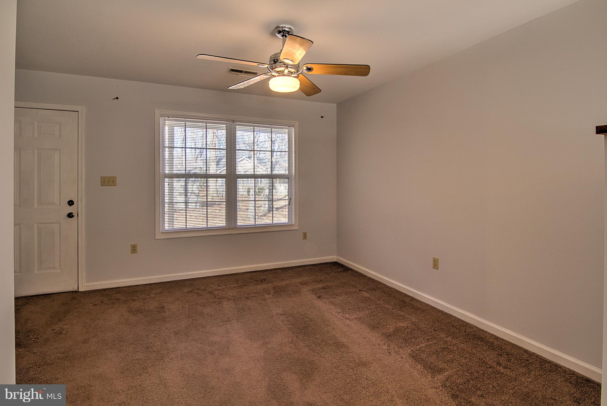 6606 Harmony Road Preston, MD 21655 - Photo 3 of 13 Living Room