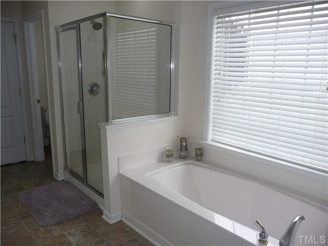 7624 Silver View Lane Raleigh, NC 27613 - Photo 17 of 25 Large tub & separate shower