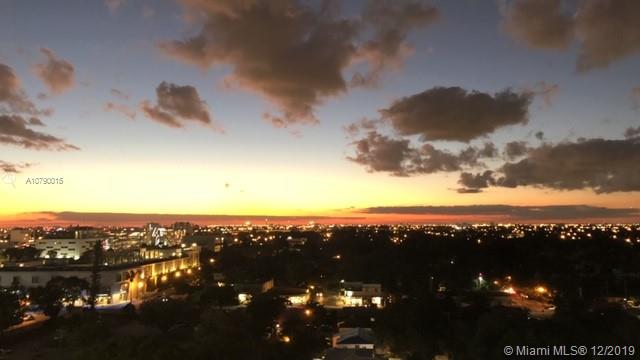 Beautiful Sunset at apt 1111 Balcony