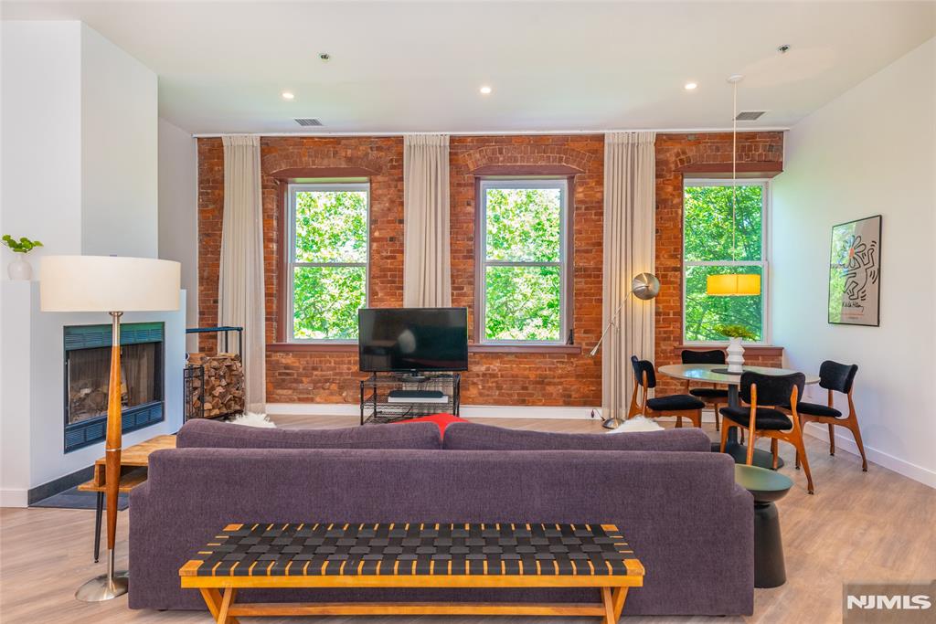 260 Main Street, Unit 313 Little Falls, NJ 07424 - Photo 3 of 32