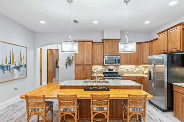 $624,500 | 1502 Royal Oaks Trail, Unit 1502, Rockport, TX 78382