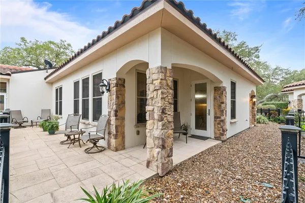 $624,500 | 1502 Royal Oaks Trail, Unit 1502, Rockport, TX 78382