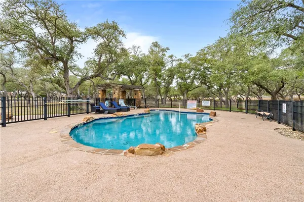 $624,500 | 1502 Royal Oaks Trail, Unit 1502, Rockport, TX 78382