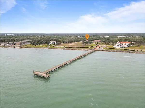 $624,500 | 1502 Royal Oaks Trail, Unit 1502, Rockport, TX 78382