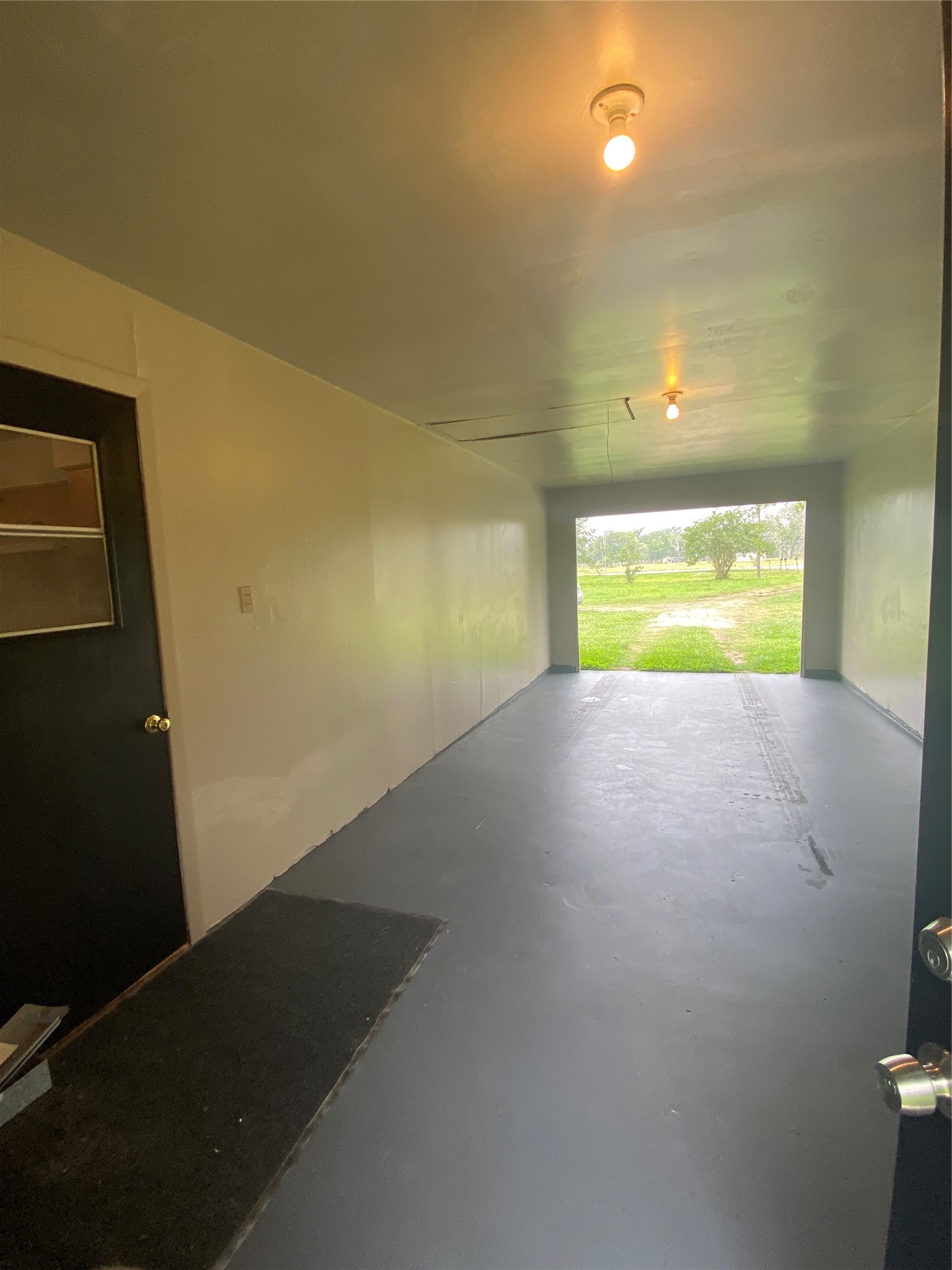9639 FM 524 Road Sweeny, TX 77480 - Photo 12 of 12 view of an empty room with a window