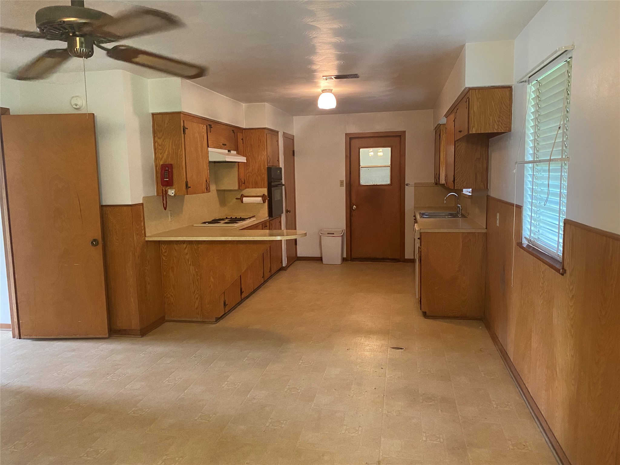 9639 FM 524 Road Sweeny, TX 77480 - Photo 9 of 12