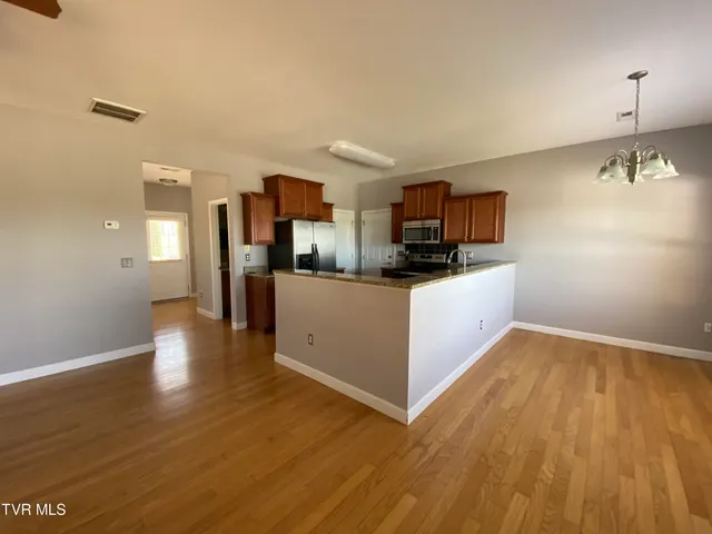 $2,500 | 122 Azalea Ridge, Johnson City, TN 37601