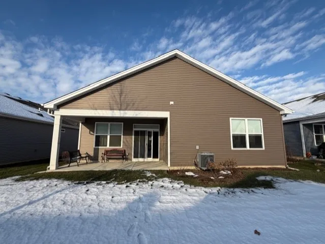 $342,000 | 6321 Aspen Lane, Wonder Lake, IL 60097