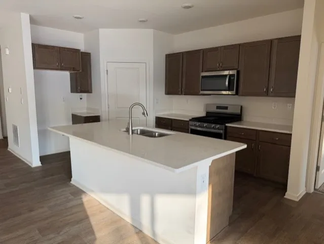 $342,000 | 6321 Aspen Lane, Wonder Lake, IL 60097