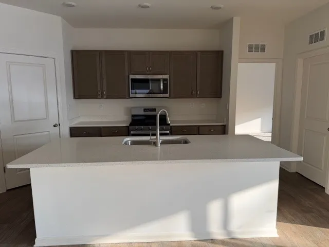 $342,000 | 6321 Aspen Lane, Wonder Lake, IL 60097